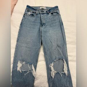 Abercrombie & Fitch 90’s Straight Ultra High Rise Distressed Jeans